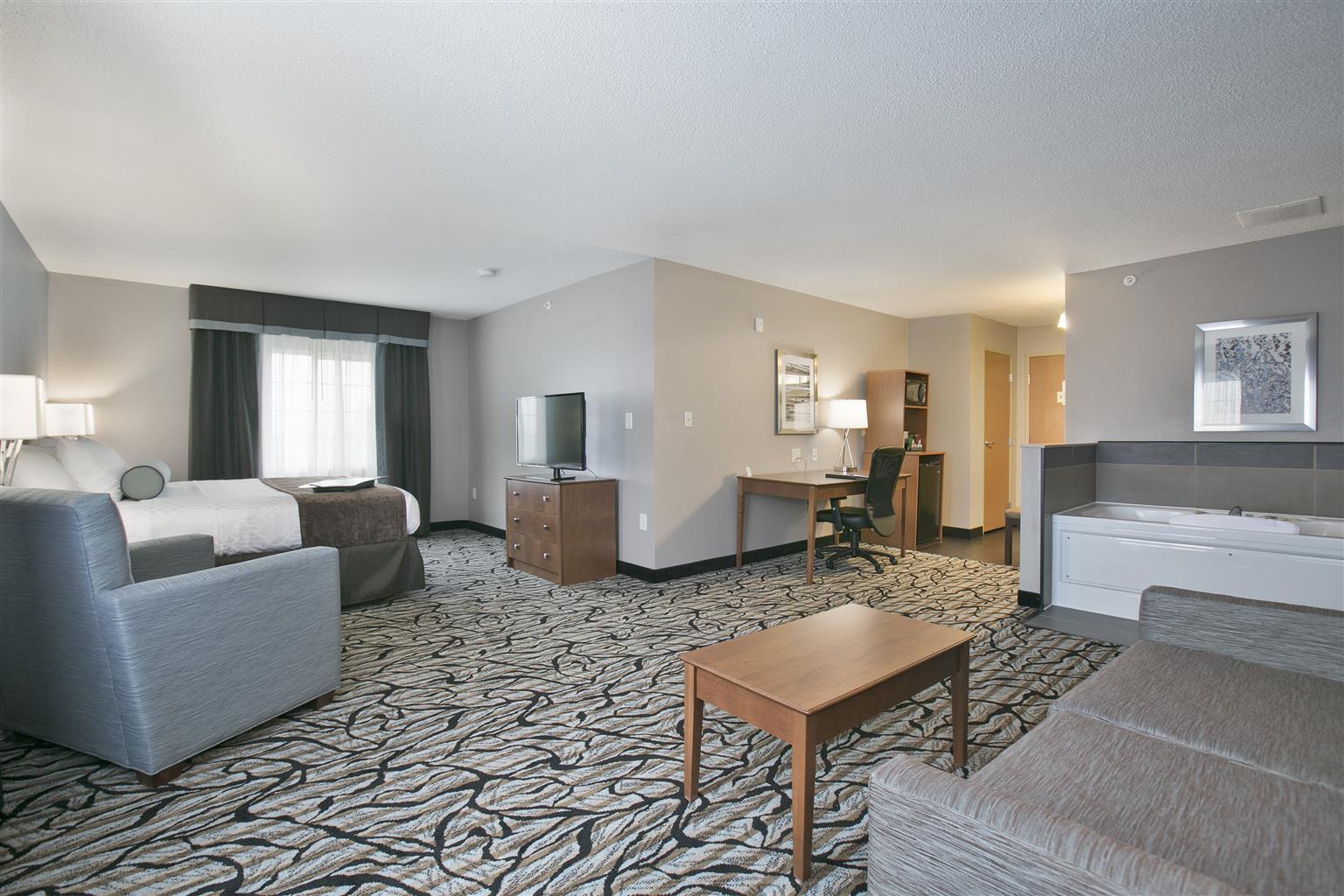 Hotel Western At The National Sports Center